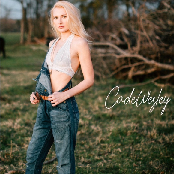 Meet your Posher, Allesa - Picture 3 of 8